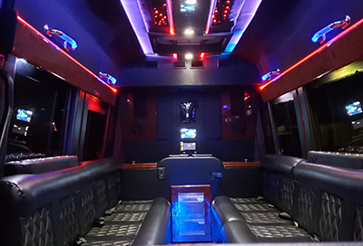 amenities on a party bus in egypt lake-leto
