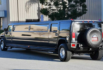 black hummer limousine exterior